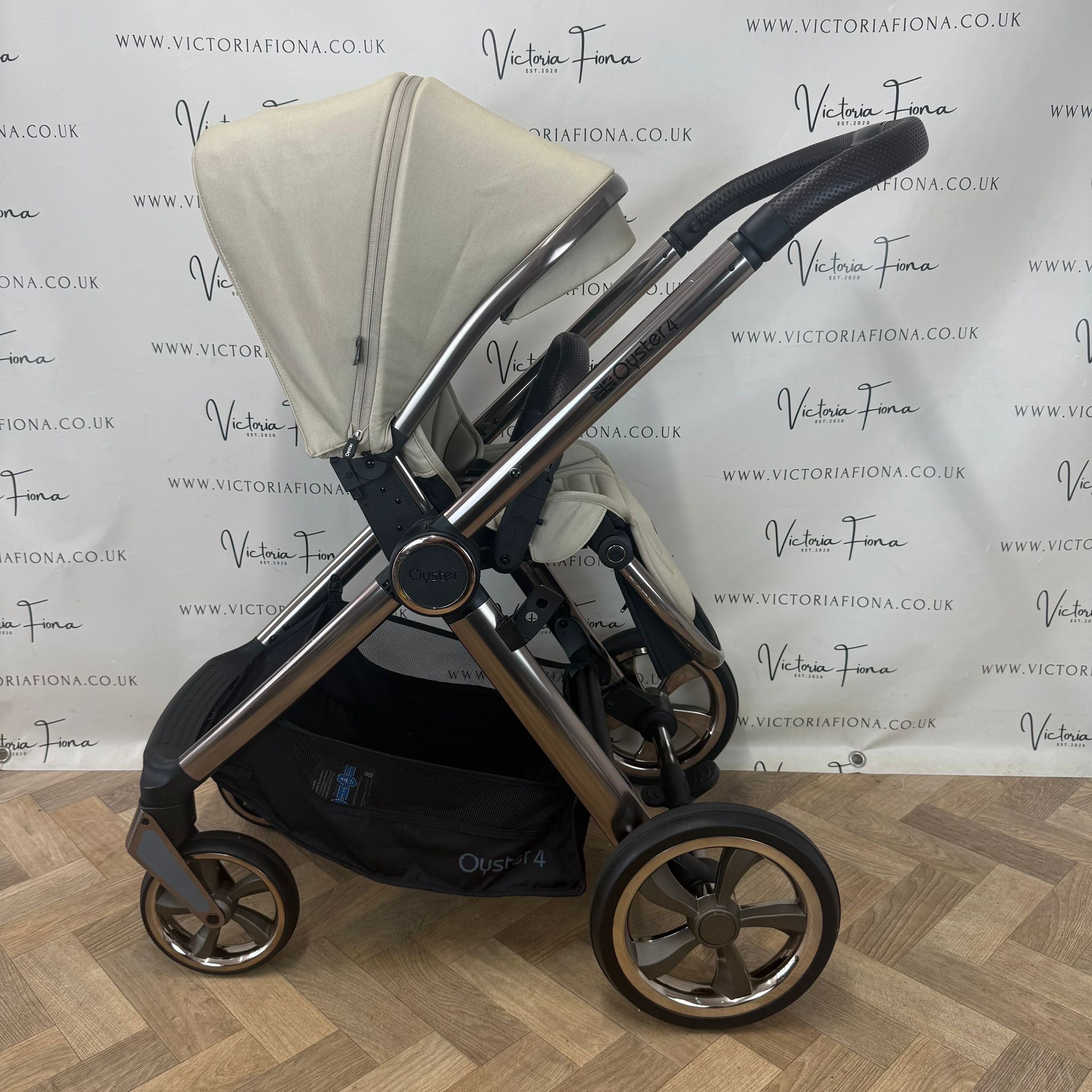 PRELOVED Babystyle Oyster 4 Pushchair & Carrycot - Buttermilk - Image 8