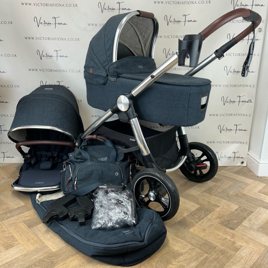 PRELOVED Mamas And Papas Ocarro Pushchair & Carrycot - 💙 Navy Flannel 💙