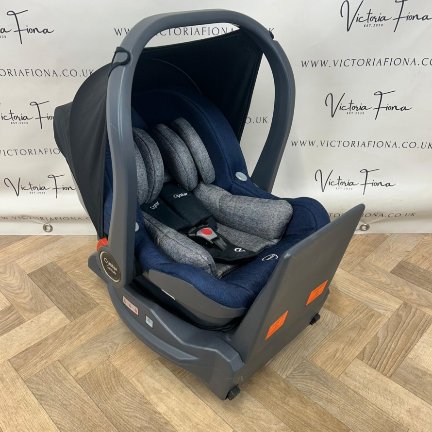 PRELOVED Oyster3 Capsule Car Seat & Isofix - Rich Navy Blue