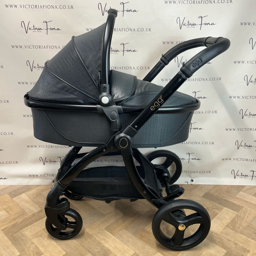 PRELOVED Egg2 Complete Travel System - Jurassic Black 🖤 - Image 2