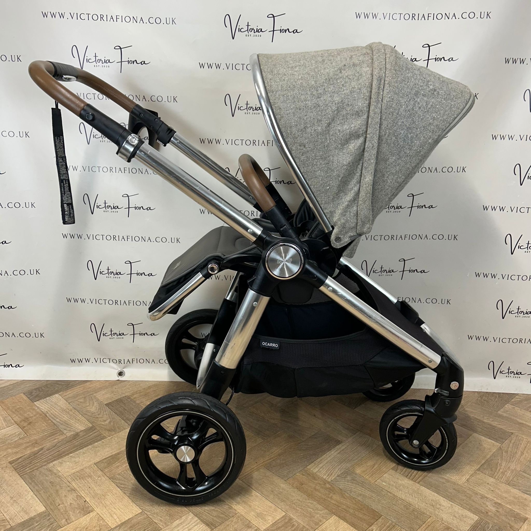 PRELOVED Mamas And Papas Ocarro Tweed Pushchair & Carrycot - Grey Moon - Image 7