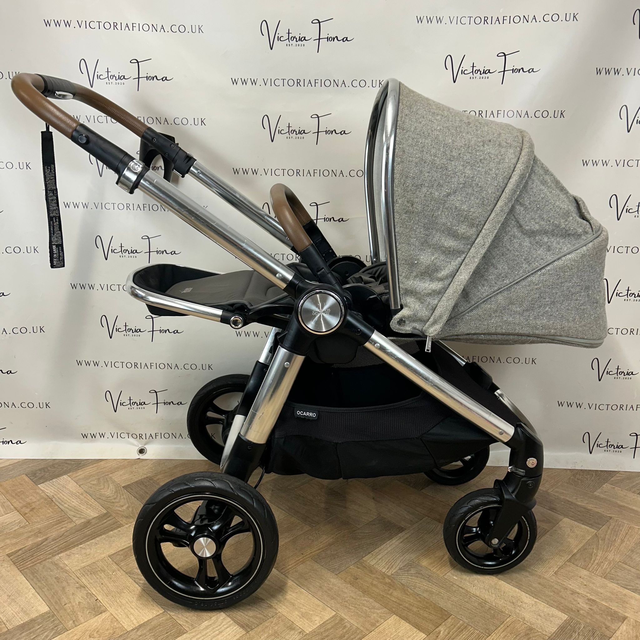 PRELOVED Mamas And Papas Ocarro Tweed Pushchair & Carrycot - Grey Moon - Image 8