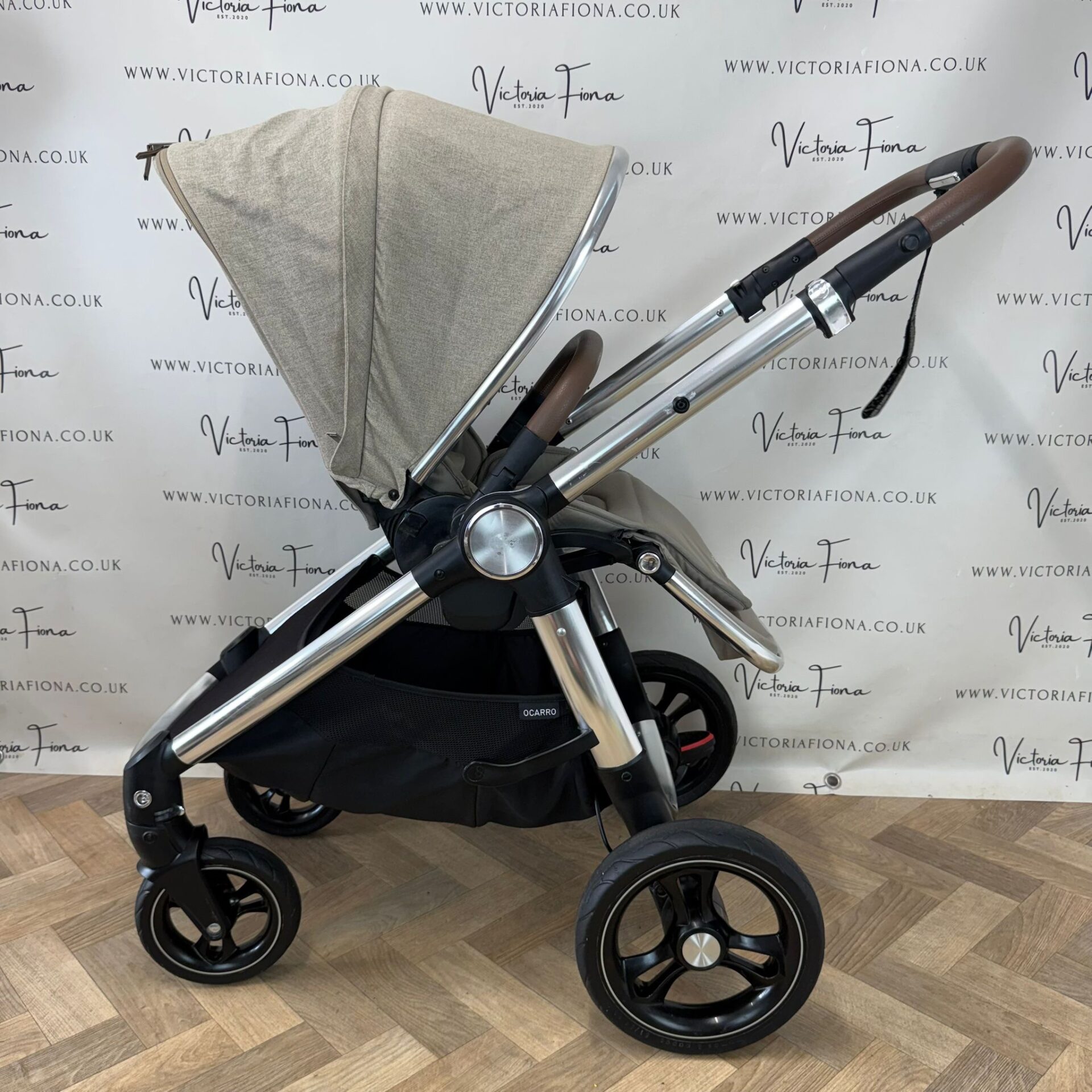 PRELOVED Mamas And Papas Ocarro Pushchair & Carrycot - Cashmere - Image 7