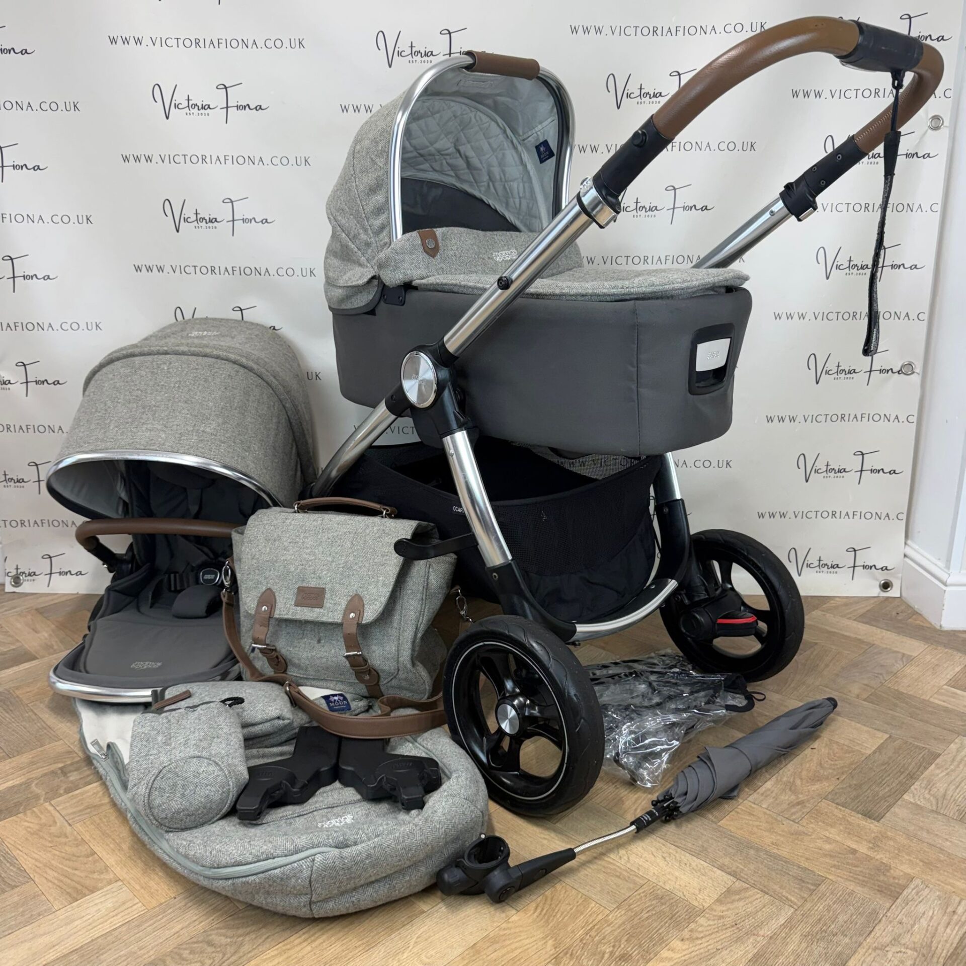 PRELOVED Mamas And Papas Ocarro Tweed Pushchair & Carrycot - Grey Moon