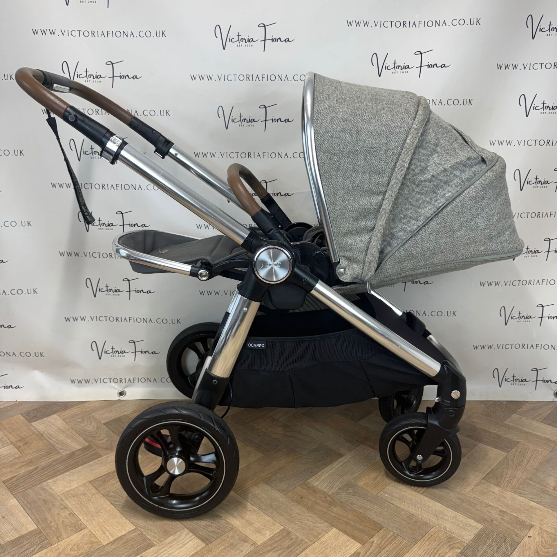 PRELOVED Mamas And Papas Ocarro Tweed Pushchair & Carrycot - Grey Moon - Image 7
