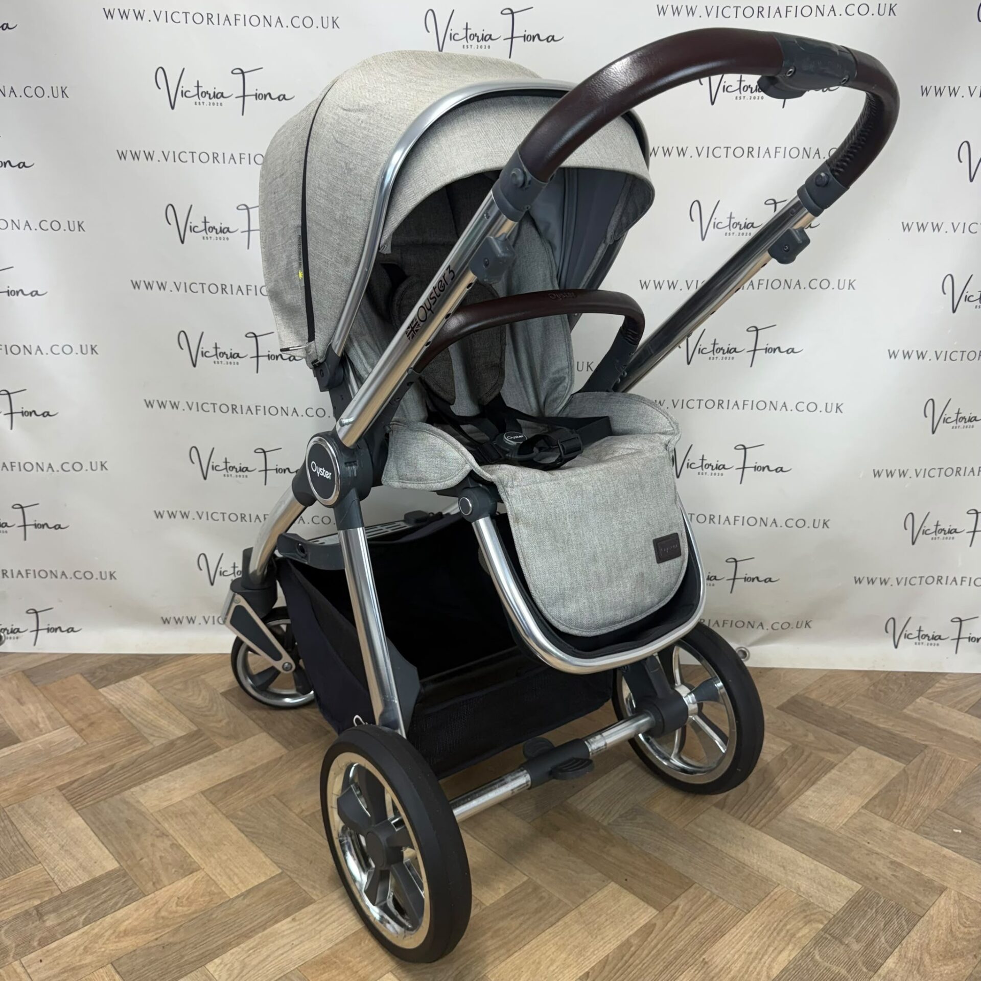 PRELOVED Babystyle Oyster 3 Pushchair & Carrycot - Pebble Beige - Image 6