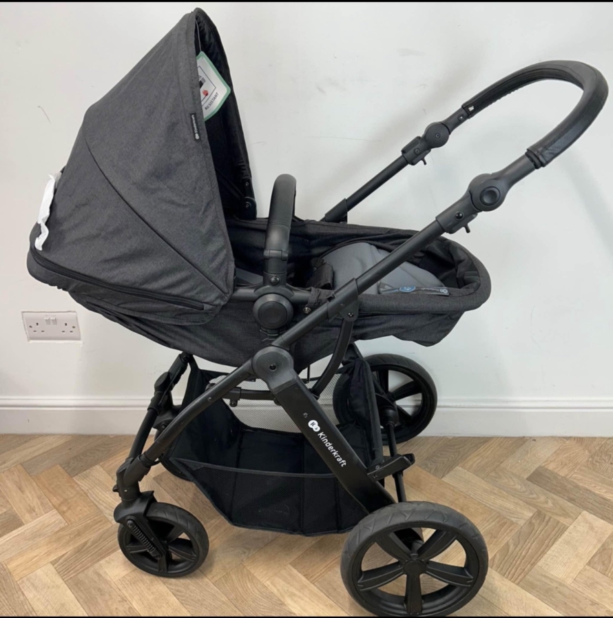 NEW Kinderkraft Moov CT Pushchair & NEW Car Seat (Travel System) BLACK - Image 6