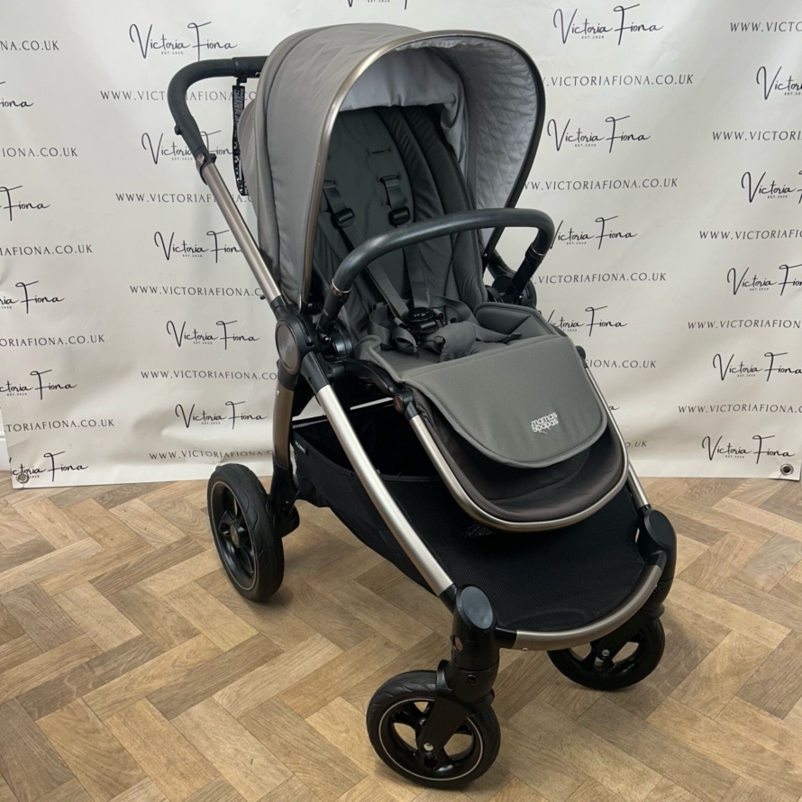 PRELOVED Mamas & Papas Ocarro Carrycot & Pushchair - Phantom - Image 7