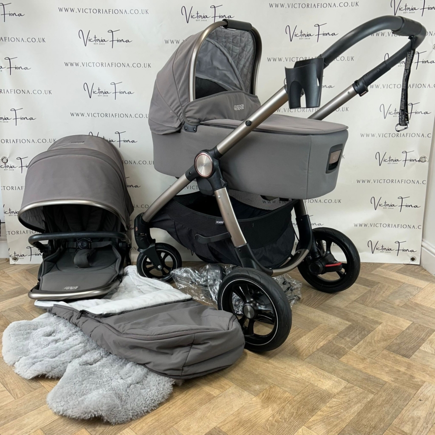 PRELOVED Mamas & Papas Ocarro Carrycot & Pushchair - Phantom 🩶