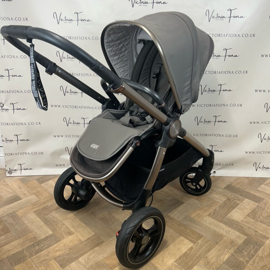 PRELOVED Mamas & Papas Ocarro Carrycot & Pushchair - Phantom - Image 5