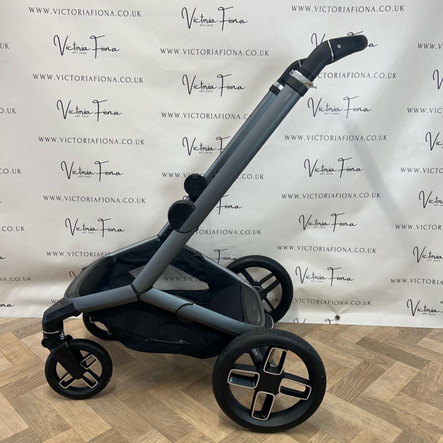 NEW Maxi Cosi Fame Chassis - Image 3