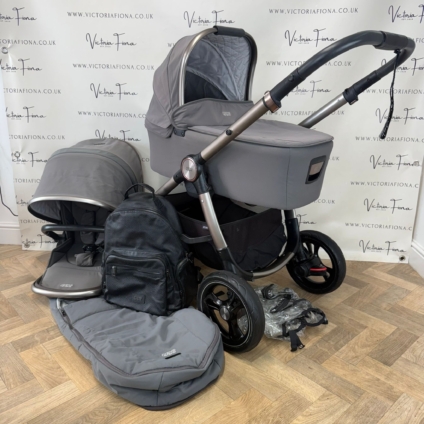 PRELOVED Mamas & Papas Ocarro Carrycot & Pushchair - Phantom