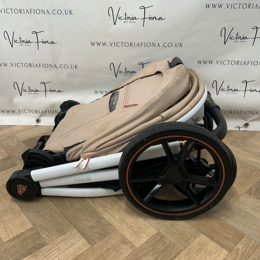 PRELOVED Venicci Tinum 2.0 3 in 1 Travel System – Gold Island (Beige) - Image 10