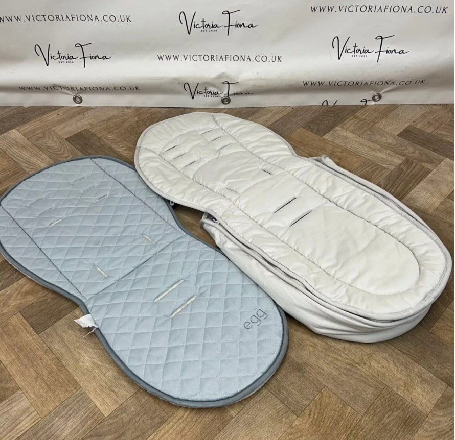 PRELOVED Babystyle Egg Seat Liner And Footmuff Bundle - Jurassic White - Image 2