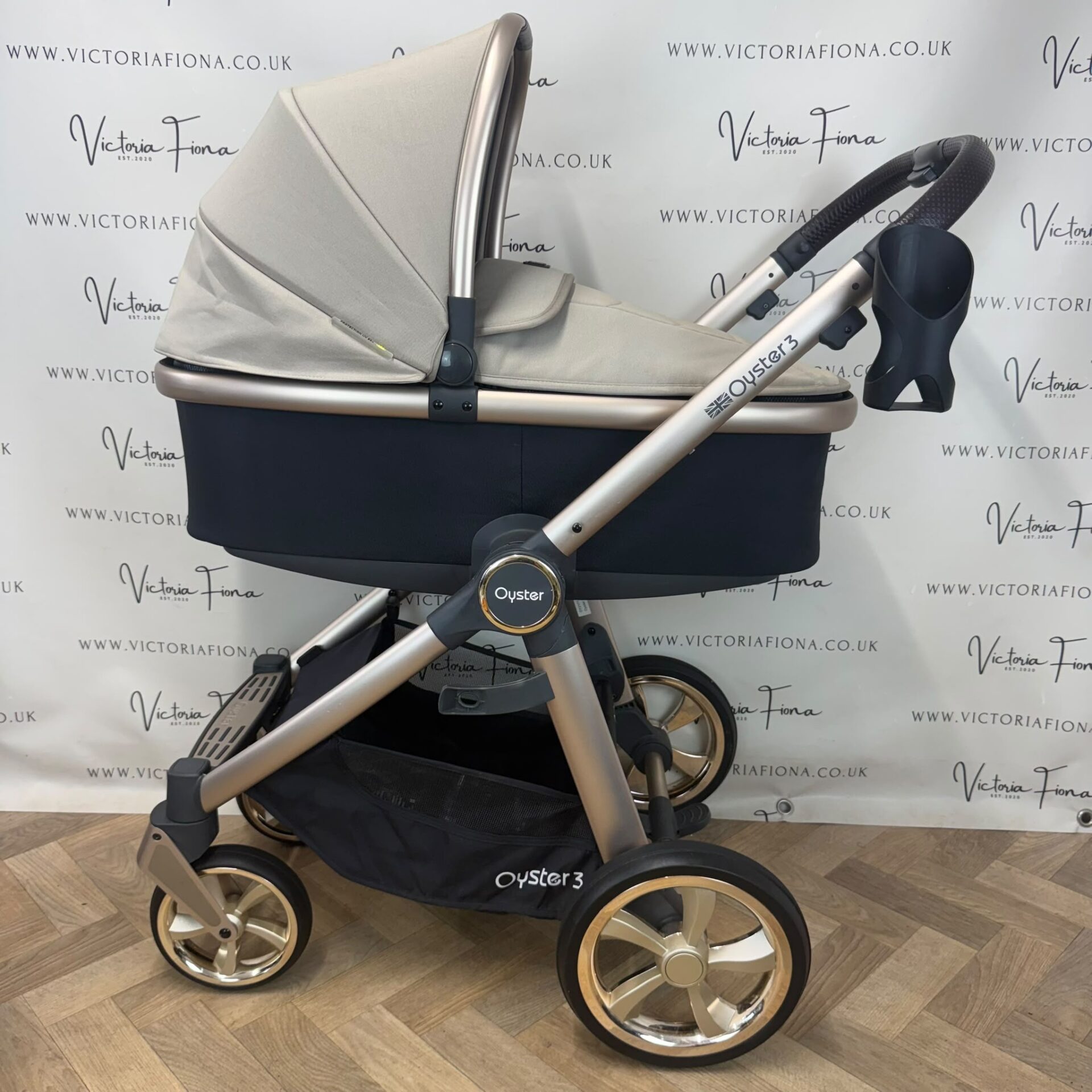 PRELOVED Babystyle Oyster3 Pushchair & Carrycot TRAVEL SYSTEM - Champagne🍾 - Image 4
