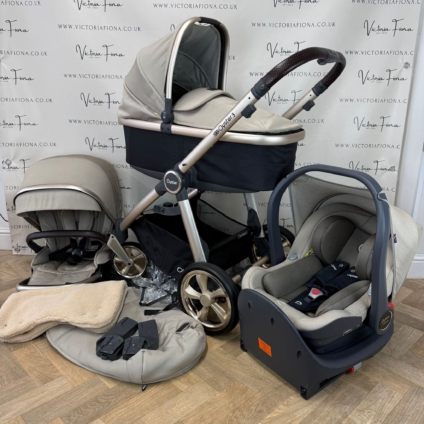 PRELOVED Babystyle Oyster3 Pushchair & Carrycot TRAVEL SYSTEM - Champagne