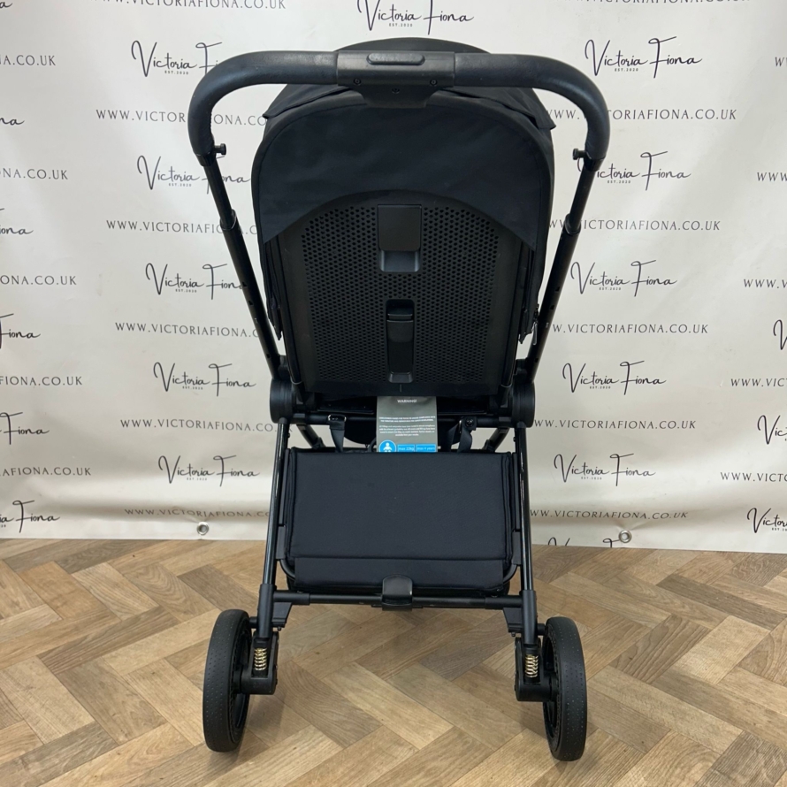 PRELOVED Venicci Vero Stroller - Night Black RRP£349 - Image 4