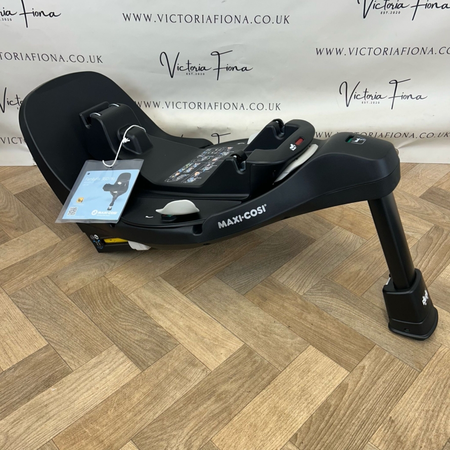 NEW Maxi Cosi 360 Pro Isofix Base with Slide Tech