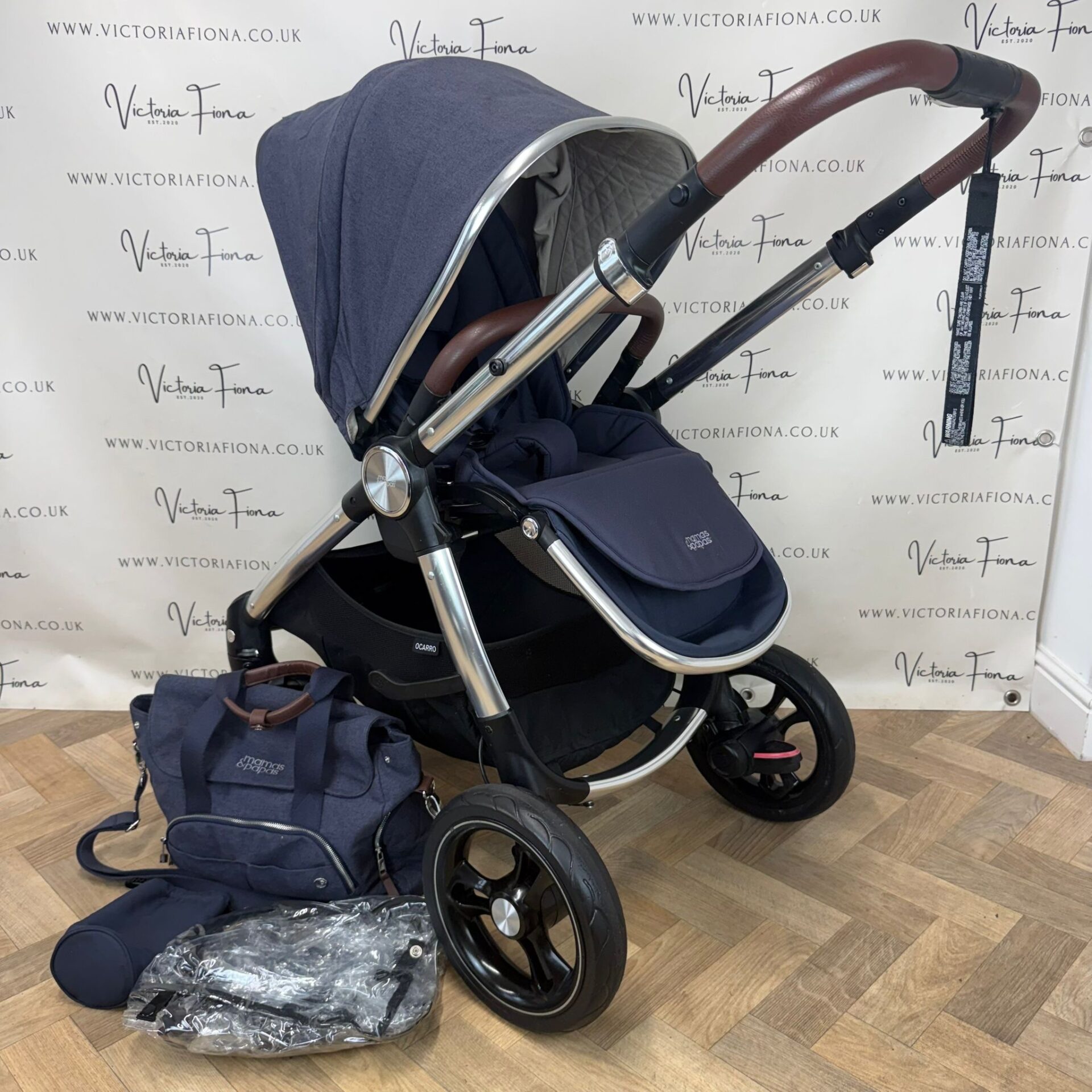 PRELOVED Mamas And Papas Ocarro Pushchair Stroller - Navy Wash