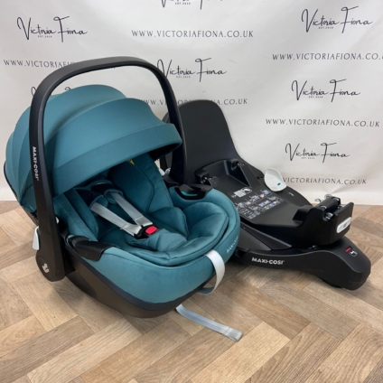 PRELOVED Maxi Cosi Pebble 360 PRO Car Seat and PRO SLIDE Isofix - Green