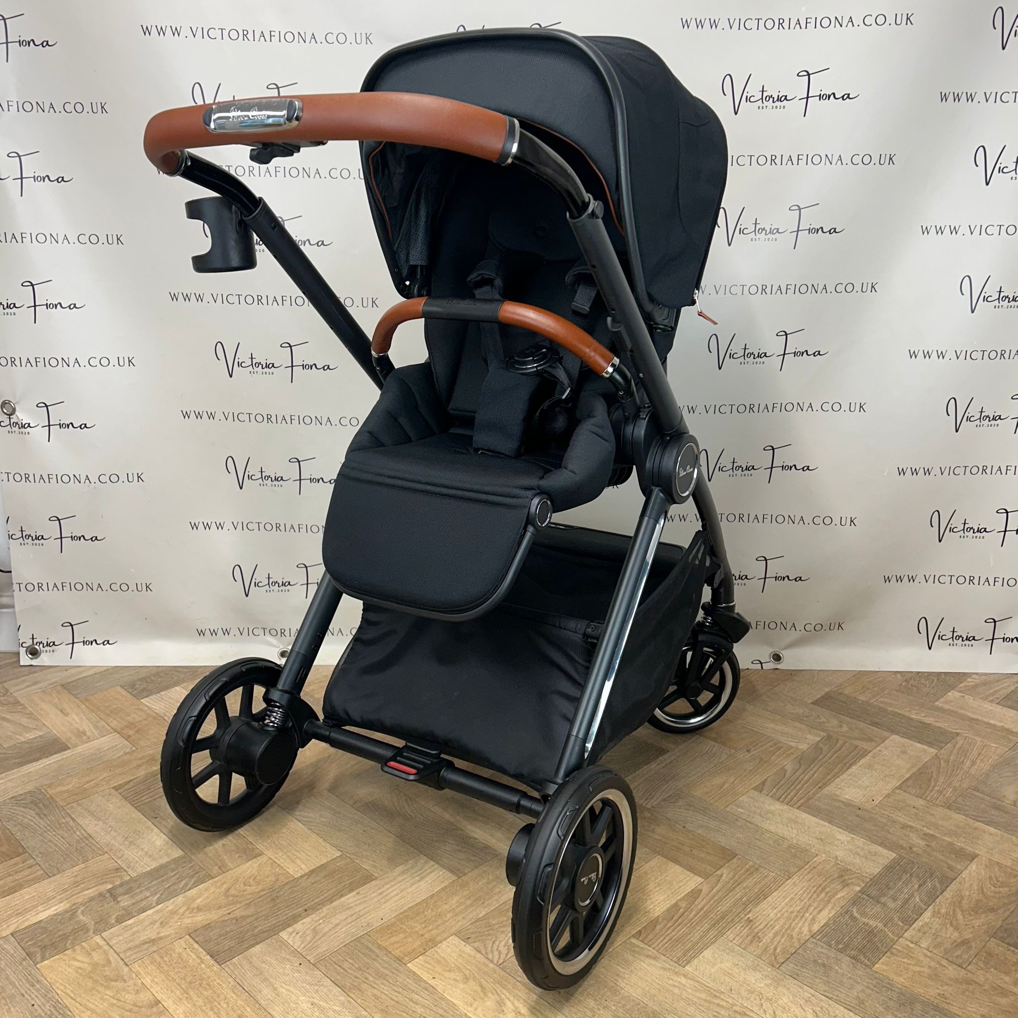 PRELOVED Silver Cross Reef Carrycot & Pushchair - Orbit Black - Image 5