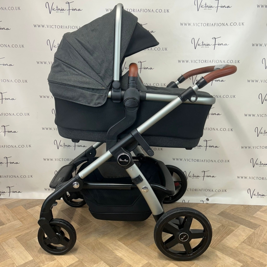 PRELOVED Silver Cross Wave Pushchair & Carrycot - Charcoal - Image 4
