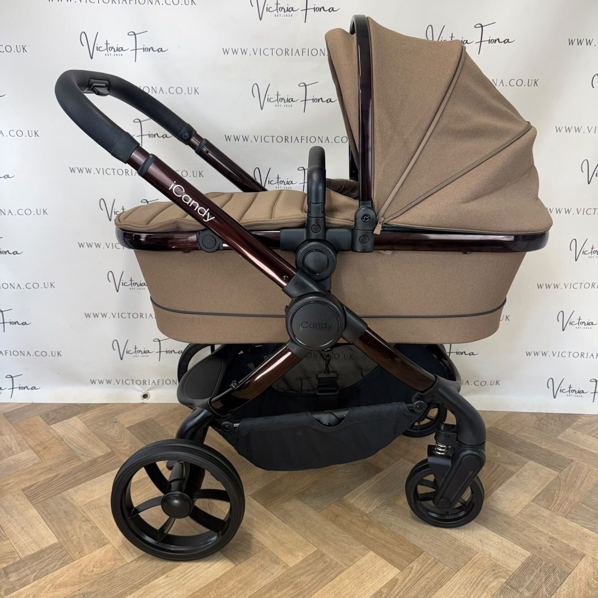 PRELOVED iCandy Peach 7 Pushchair and Carrycot - Coco - Image 2
