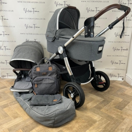 PRELOVED Mamas & Papas Ocarro Travel System Pushchair & Carrycot Grey Mist 👜