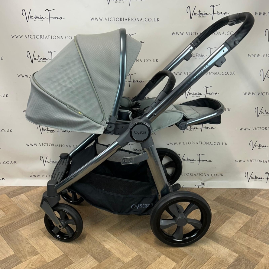 PRELOVED Babystyle Oyster 3 Pushchair - 0-22kg - Spearmint Green - Image 2