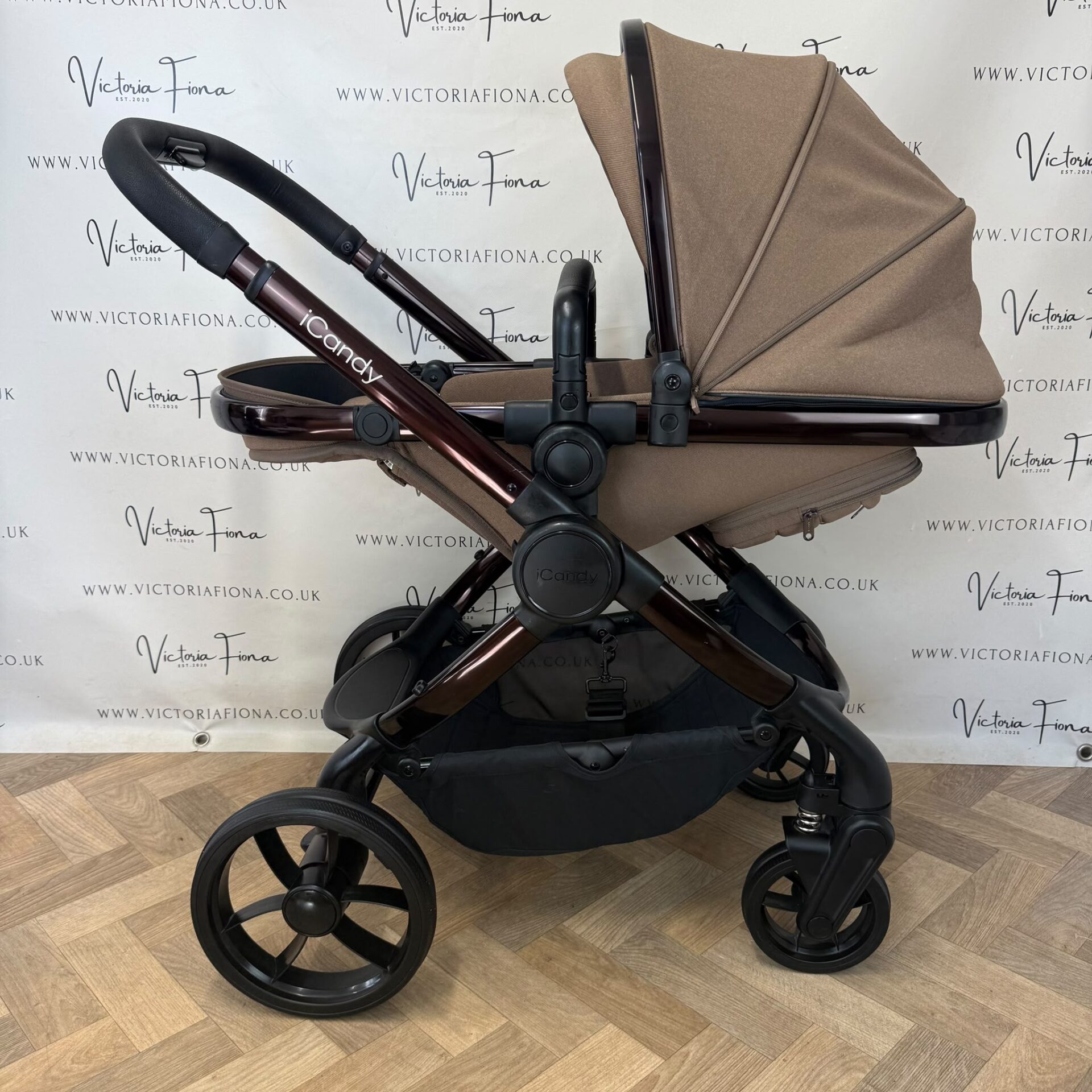 PRELOVED iCandy Peach 7 Pushchair and Carrycot - Coco - Image 8