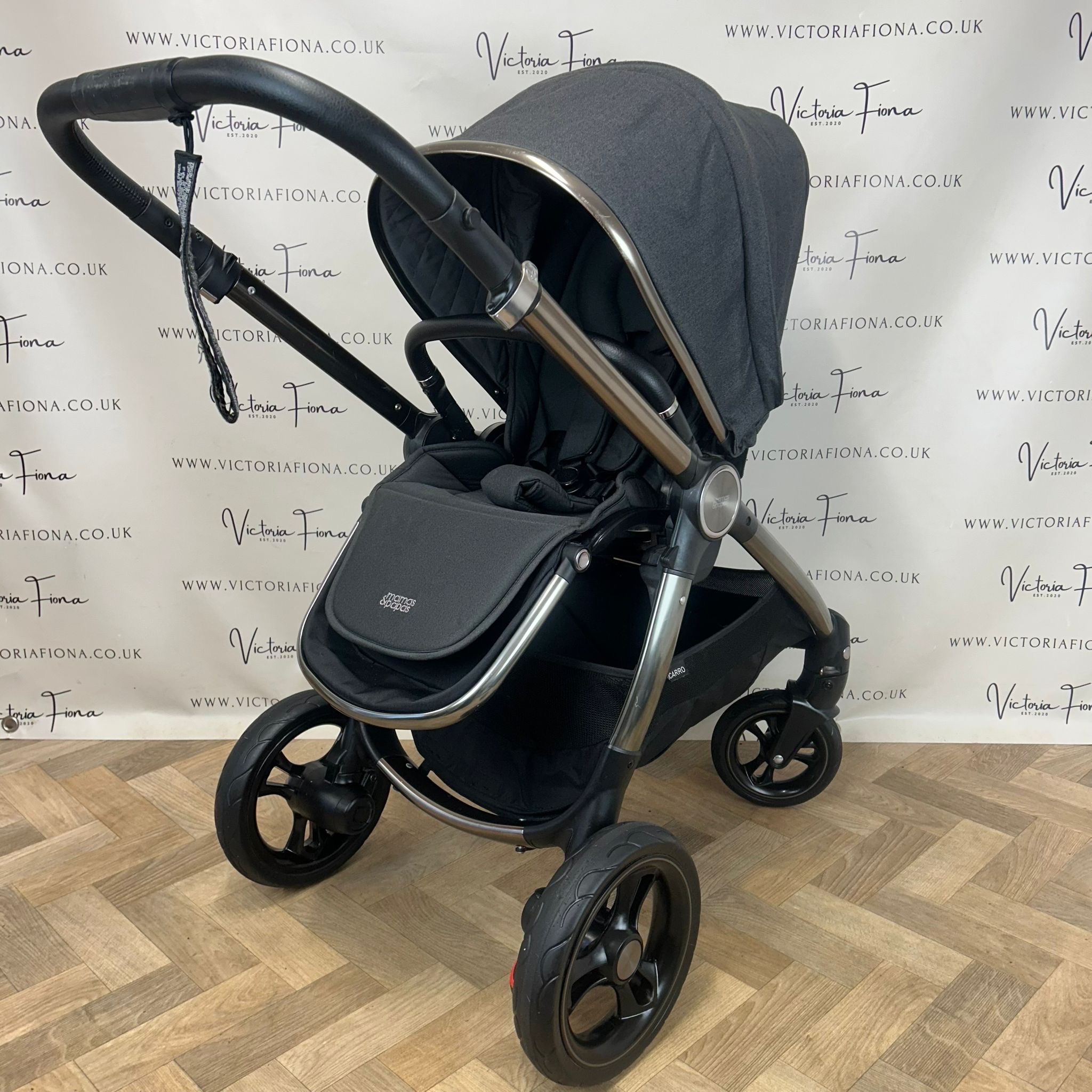 PRELOVED Mamas And Papas Ocarro Pushchair & Carrycot - Onyx Black 🖤 - Image 5
