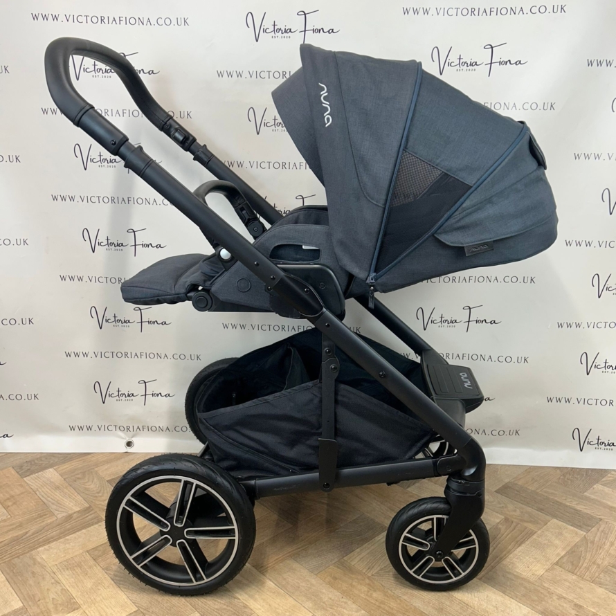PRELOVED Nuna Mixx Next Carrycot & Pushchair - Ocean Blue 🌊 - Image 5