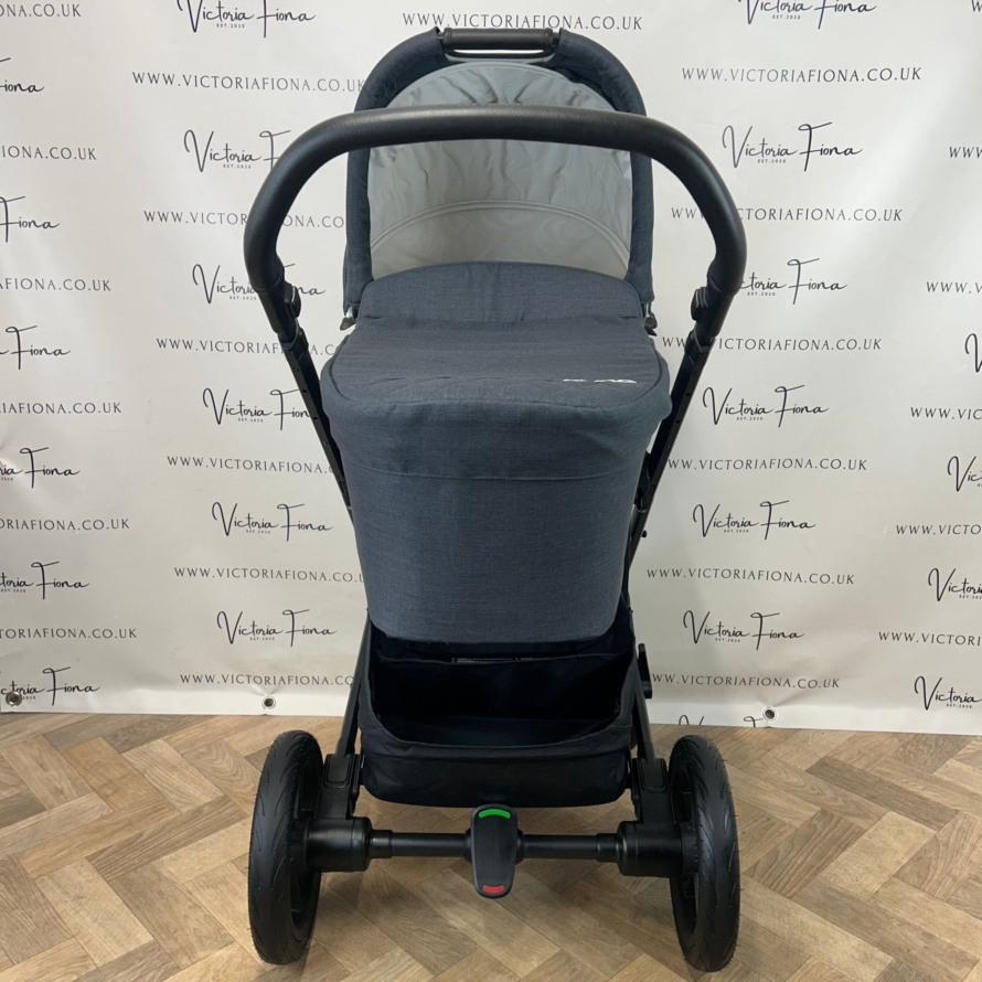 PRELOVED Nuna Mixx Next Carrycot & Pushchair - Ocean Blue 🌊 - Image 3