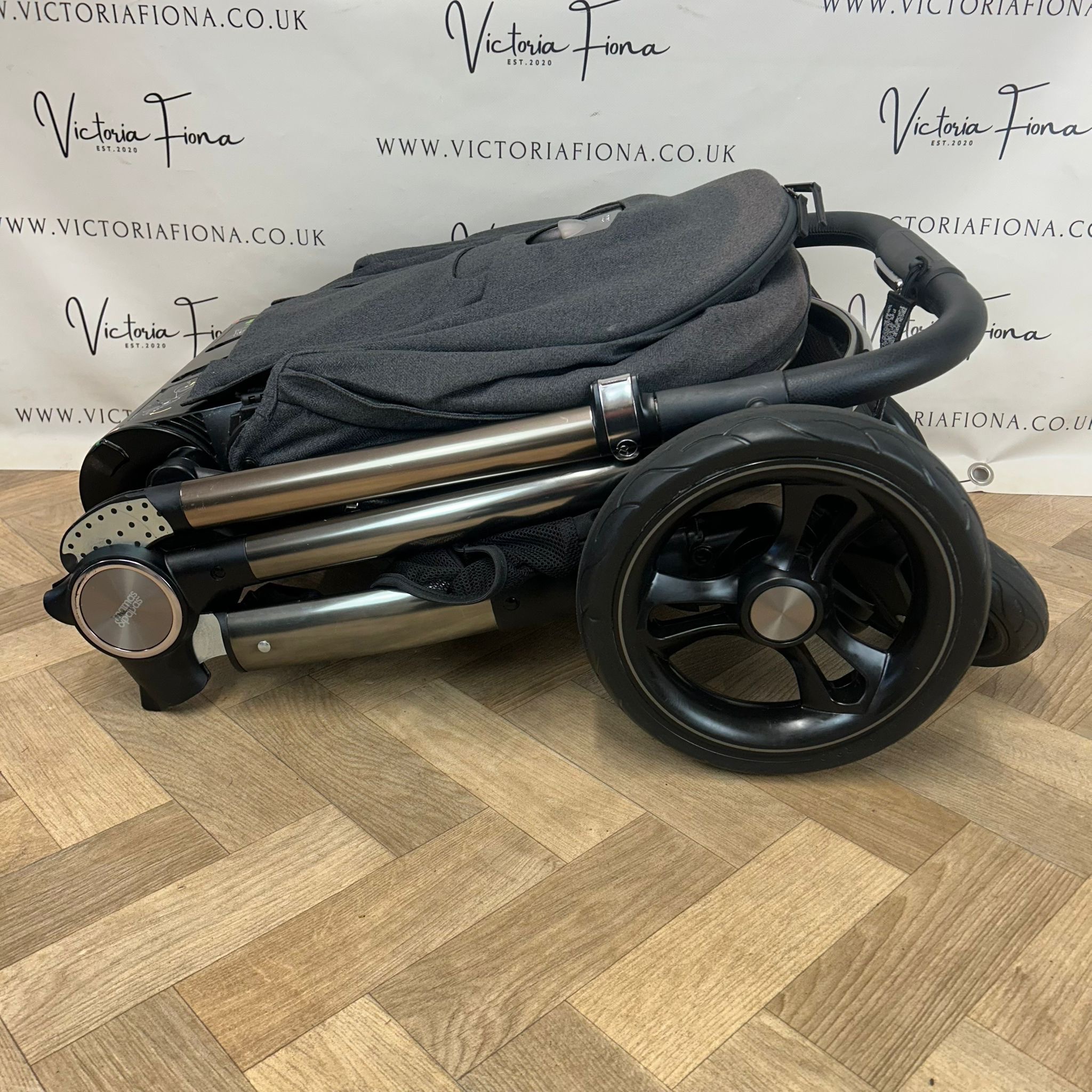 PRELOVED Mamas And Papas Ocarro Pushchair & Carrycot - Onyx Black 🖤 - Image 9