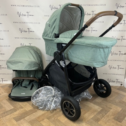 PRELOVED Joie Versatrax Carrycot & Pushchair - Laurel Green