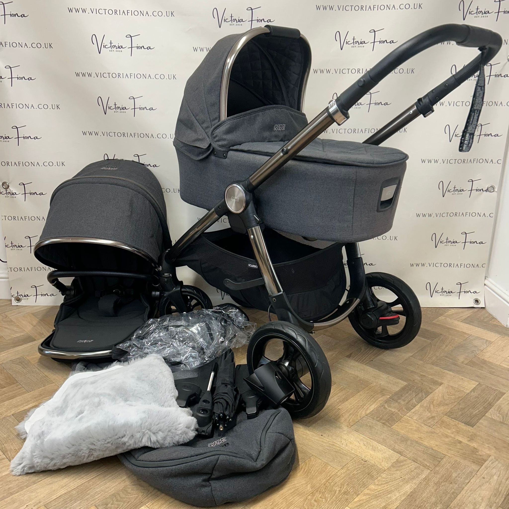 PRELOVED Mamas And Papas Ocarro Pushchair & Carrycot - Onyx Black 🖤