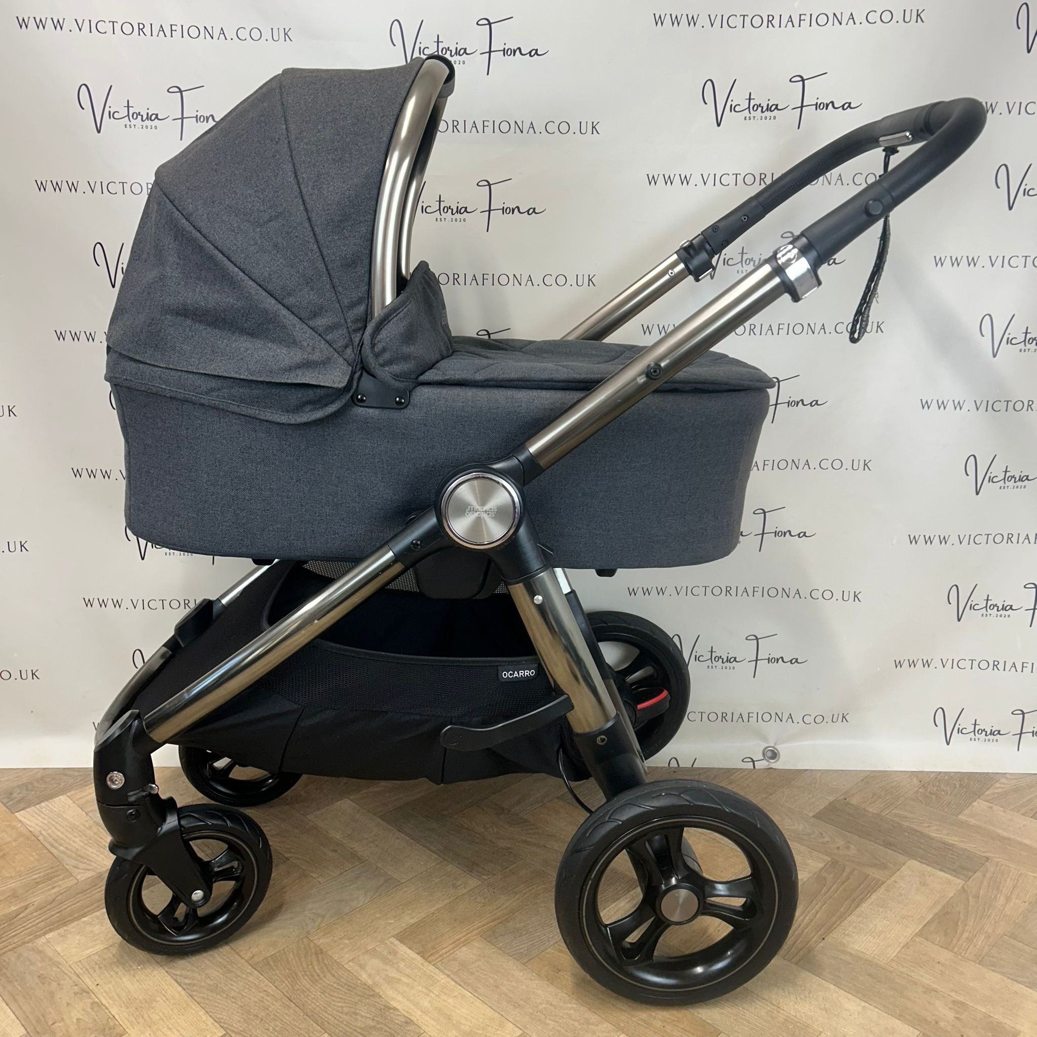 PRELOVED Mamas And Papas Ocarro Pushchair & Carrycot - Onyx Black 🖤 - Image 2