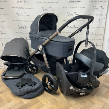 PRELOVED Mamas And Papas Ocarro Pushchair & Carrycot with Cybex 360 Car Seat - Onyx Black 🖤