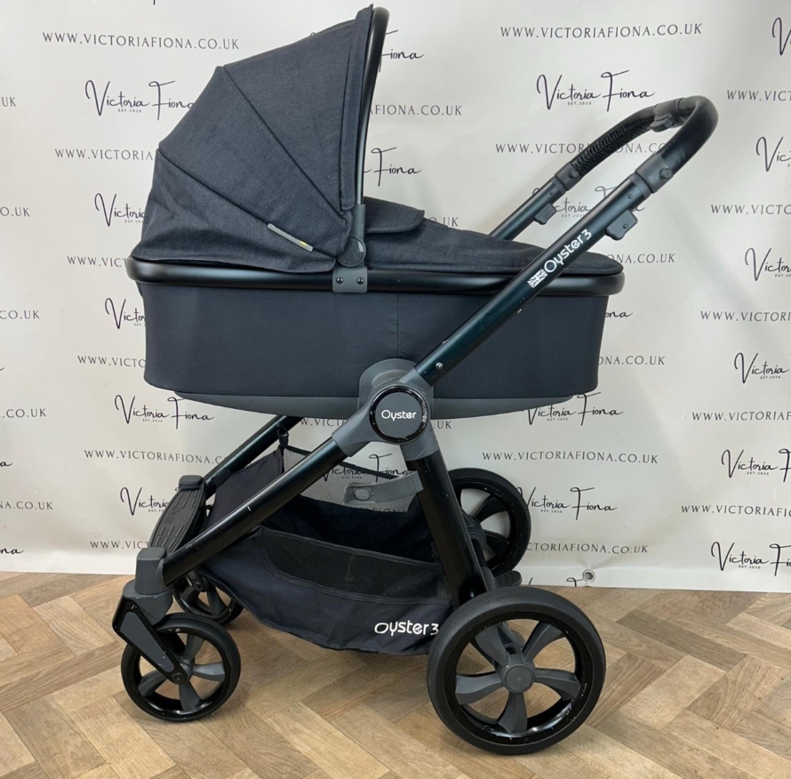 PRELOVED Babystyle Oyster 3 Pushchair & Carrycot Travel System - 0-22kg - Noir - Image 2