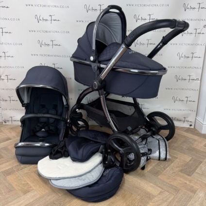 PRELOVED Egg2 Carrycot & Pushchair - Cobalt Blue 💙