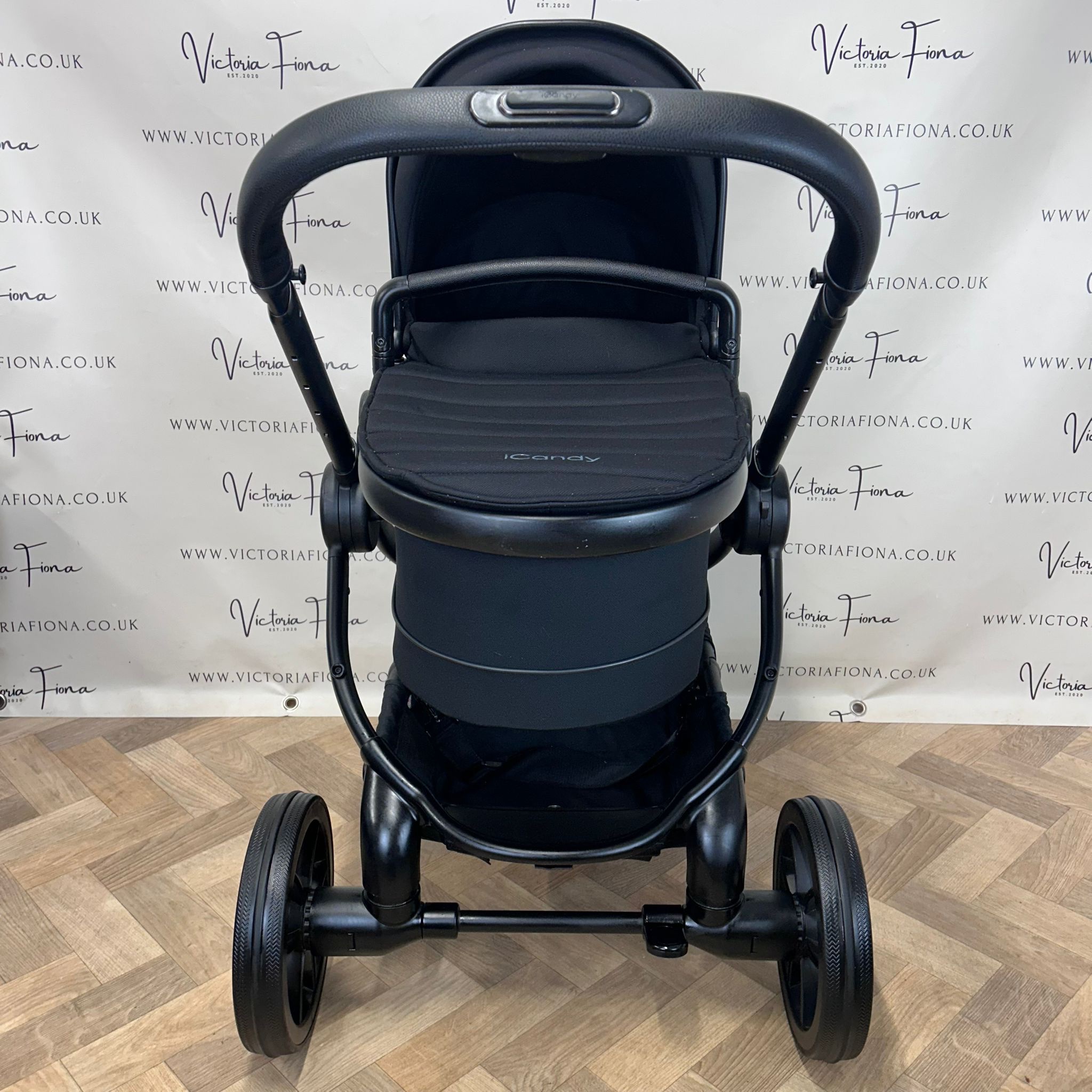 PRELOVED iCandy Peach 7 Pushchair with accessories and Cocoon Car Seat & Isofix - BLACK - Image 3