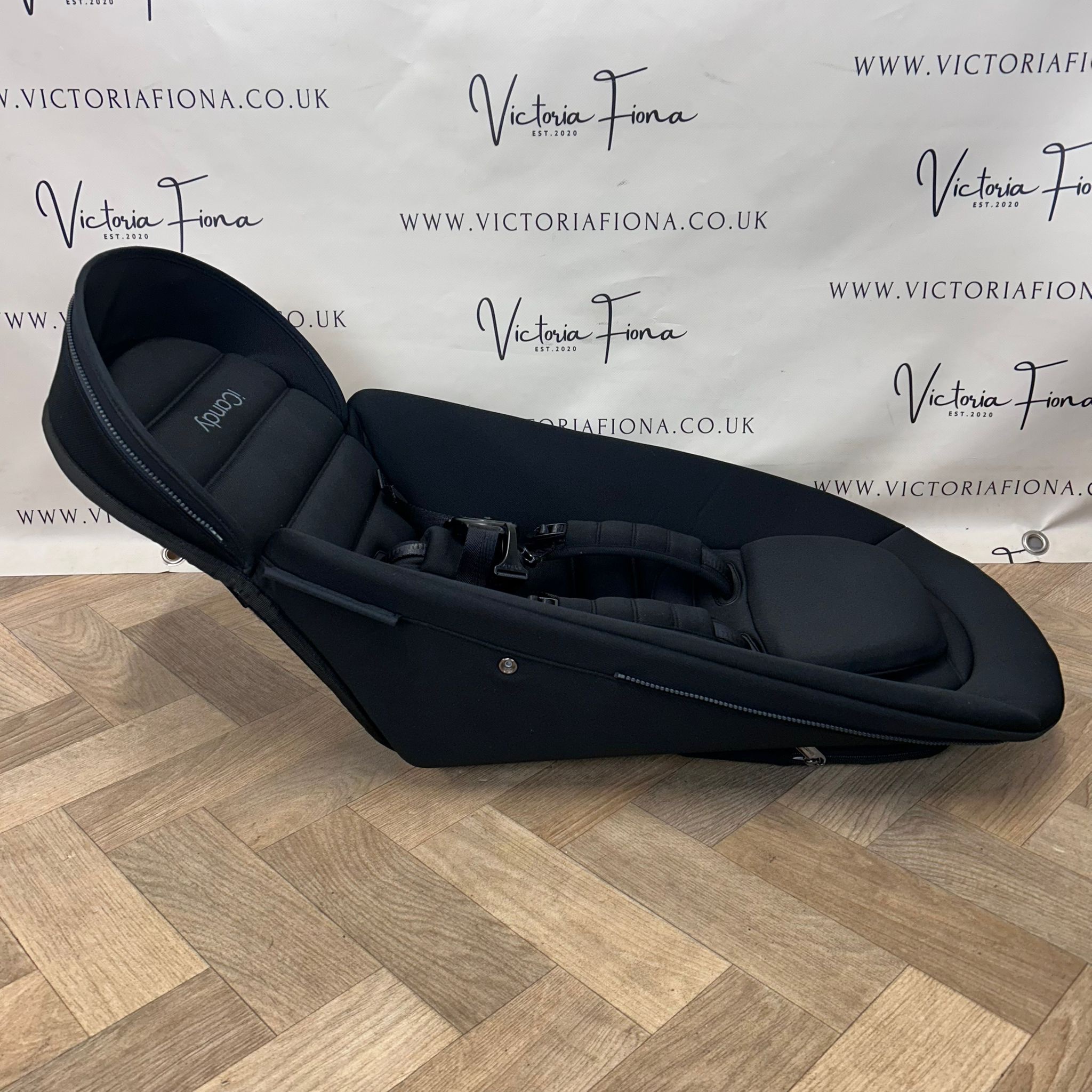 PRELOVED iCandy Peach 7 Pushchair with accessories and Cocoon Car Seat & Isofix - BLACK - Image 8