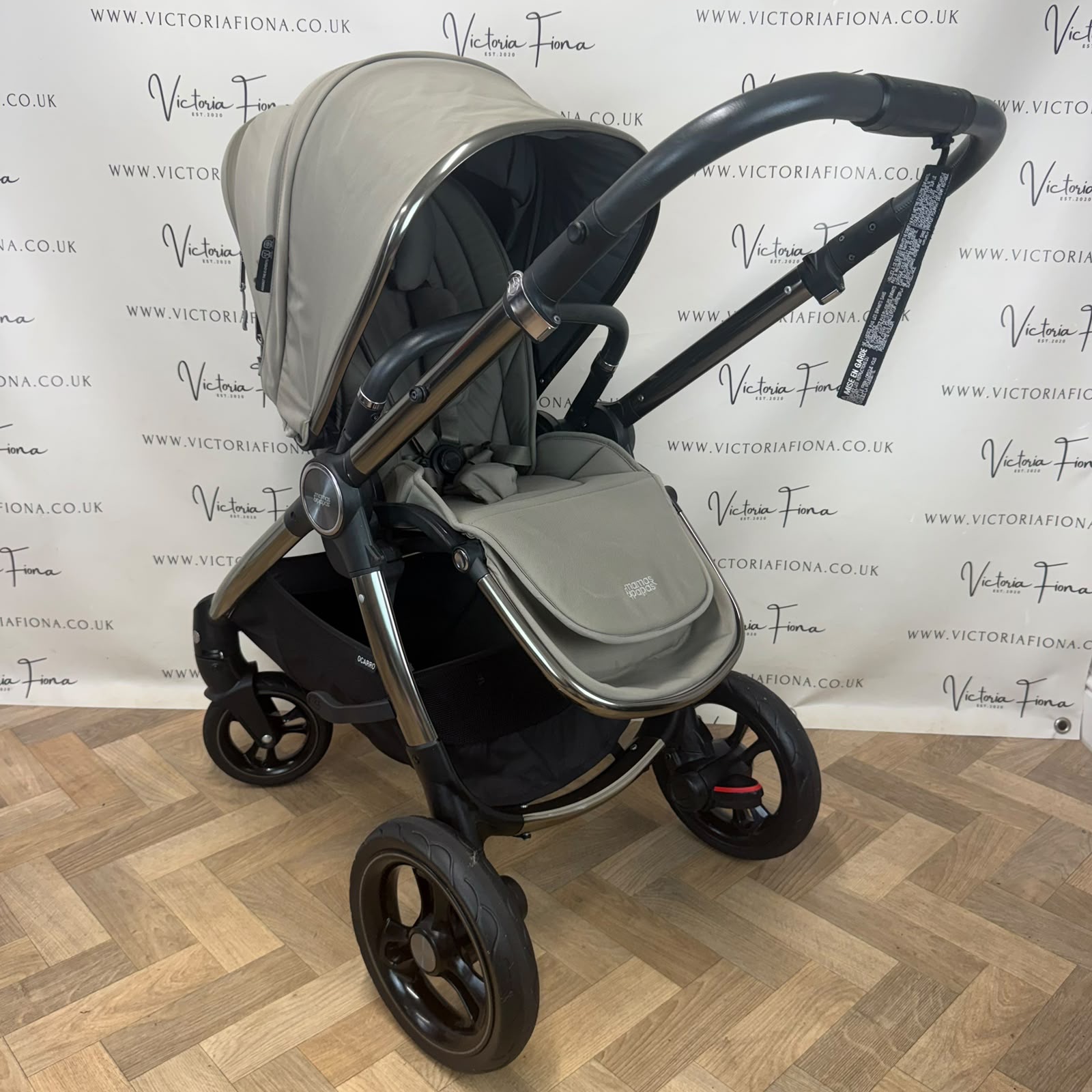 PRELOVED Mamas And Papas Ocarro Pushchair and Carrycot with Maxi Cosi Pebble 360 & Isofix - Everest - Image 5