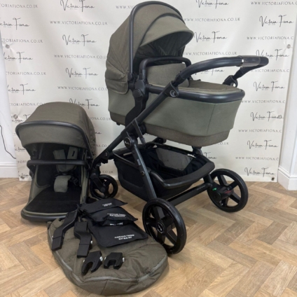 PRELOVED Silver Cross Wave Pushchair & Carrycot - Cedar Green💚