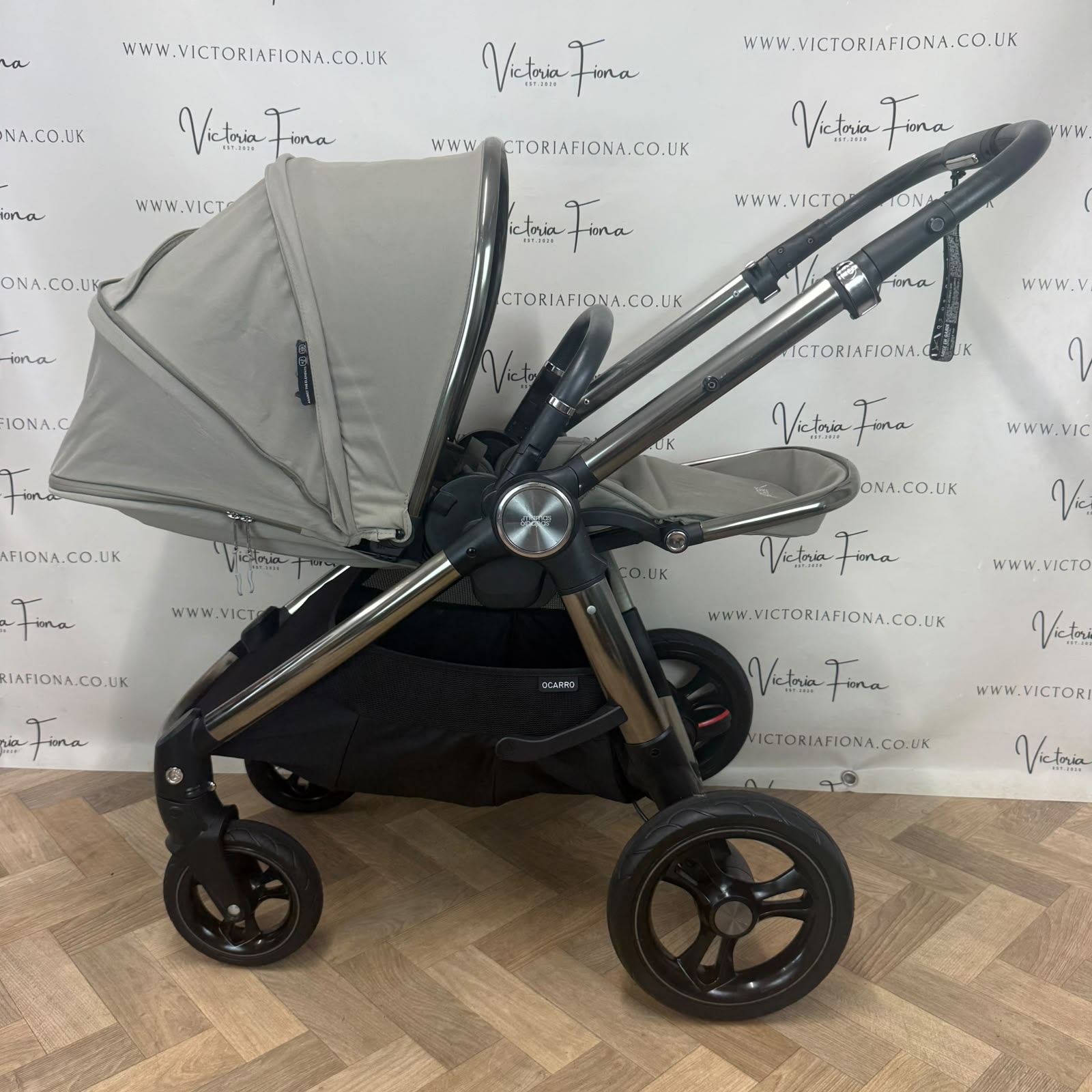 PRELOVED Mamas And Papas Ocarro Pushchair and Carrycot with Maxi Cosi Pebble 360 & Isofix - Everest - Image 7