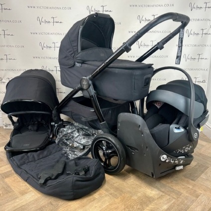 PRELOVED Mamas And Papas Ocarro Pushchair & Carrycot with Cybex Lie Flat Car Seat and 360 Isofix- Carbon Black 🖤