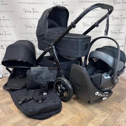 PRELOVED Mamas And Papas Ocarro Pushchair & Carrycot with Cybex Lie Flat Car Seat and 360 Isofix- Carbon Black 🖤