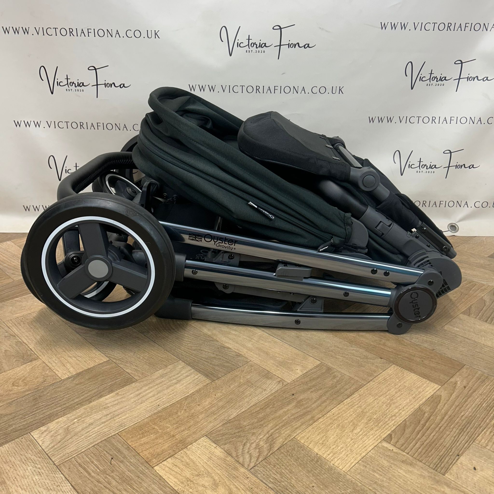 PRELOVED Babystyle Oyster Gravity+ Stroller - Black Olive - Image 4