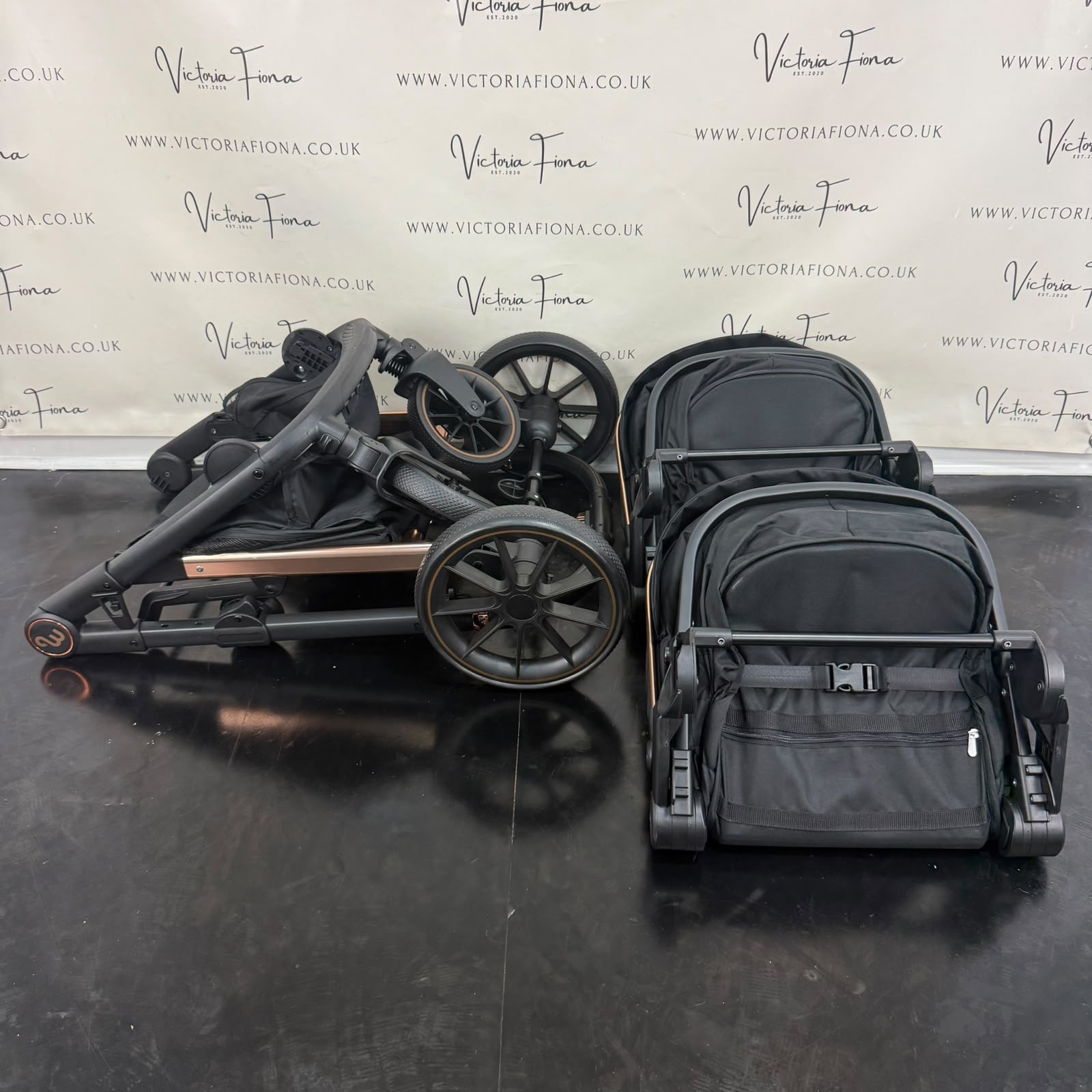 PRELOVED My Babiie MB33 Twin Tandem Double Pushchair - Black RRP£400 - Image 6