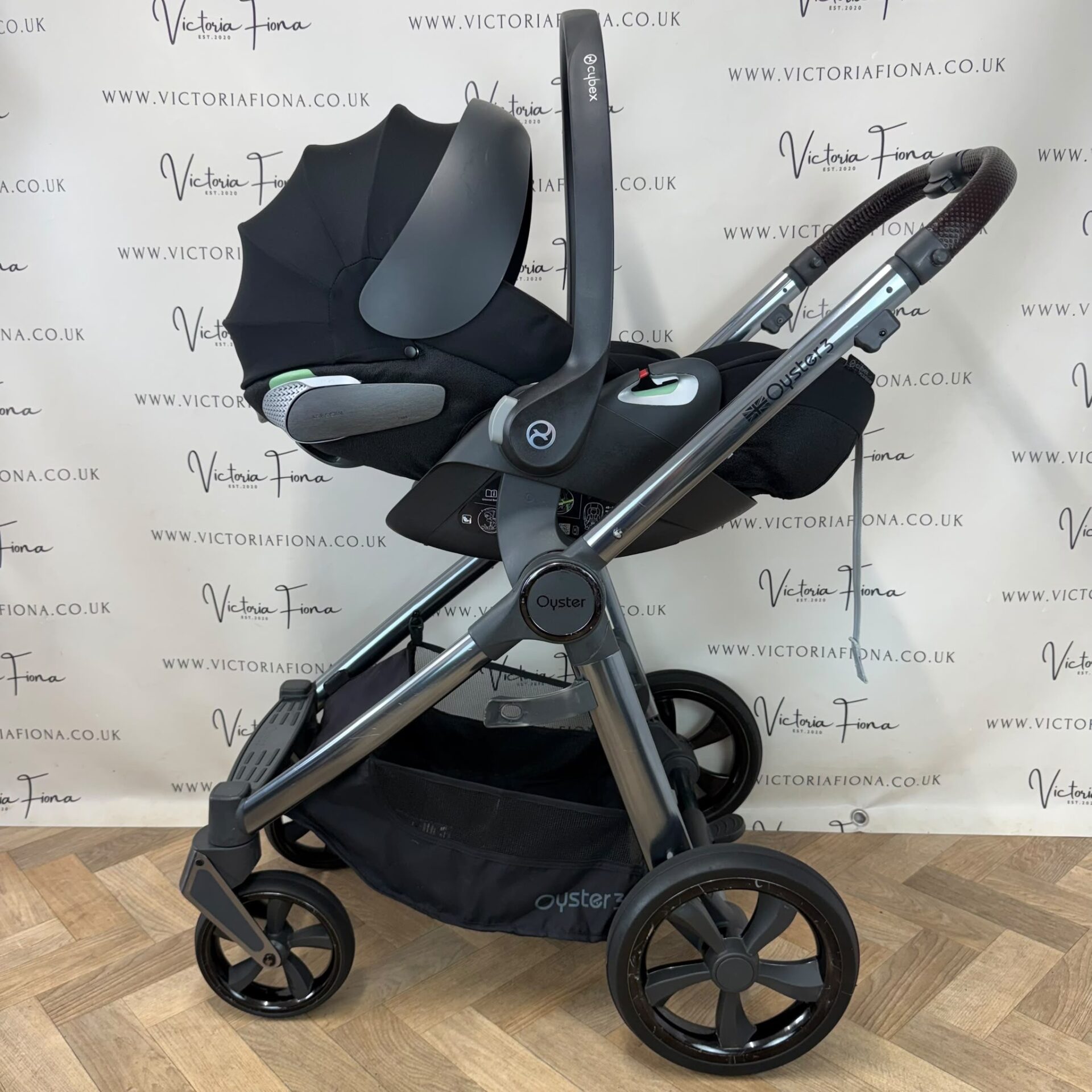 PRELOVED Babystyle Oyster 3 Pushchair Travel System with 360 Spin Lie Flat Car Seat- Butterscotch - Image 8